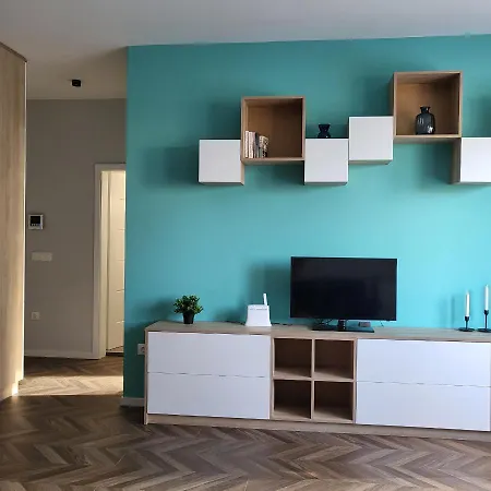 Apartmán New Luxury Next To Subway With Garage