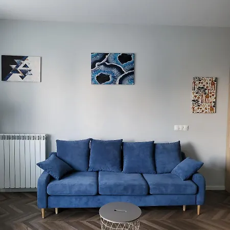 New Luxury Next To Subway With Garage Apartamento