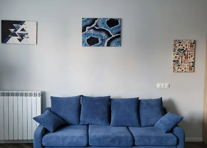 New Luxury Next To Subway With Garage Appartamento