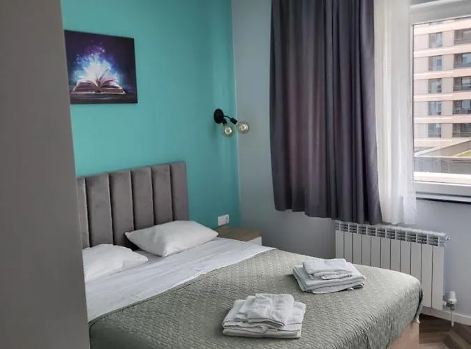 New Luxury Next To Subway With Garage Appartamento Sofia