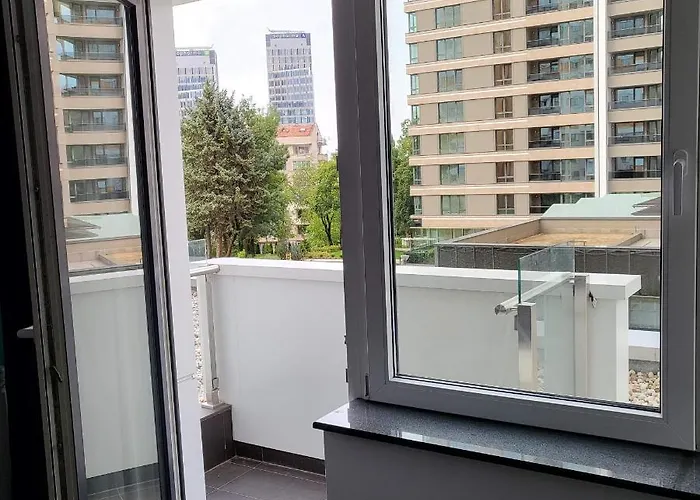 Апартамент New Luxury Next To Subway With Garage *