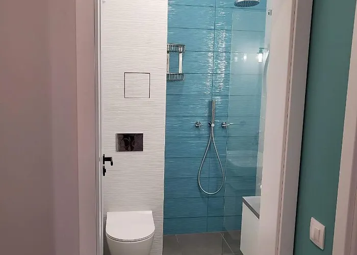 New Luxury Next To Subway With Garage * София