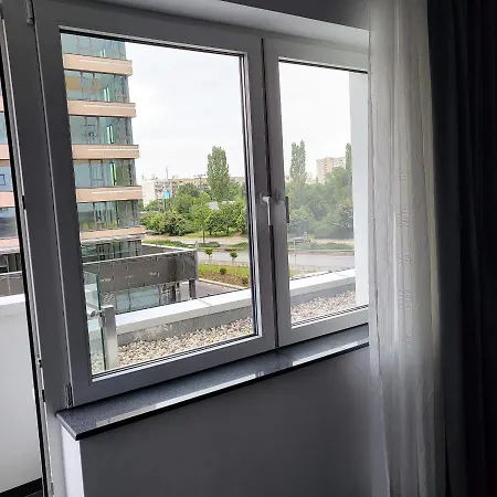 شقة New Luxury Next To Subway With Garage *